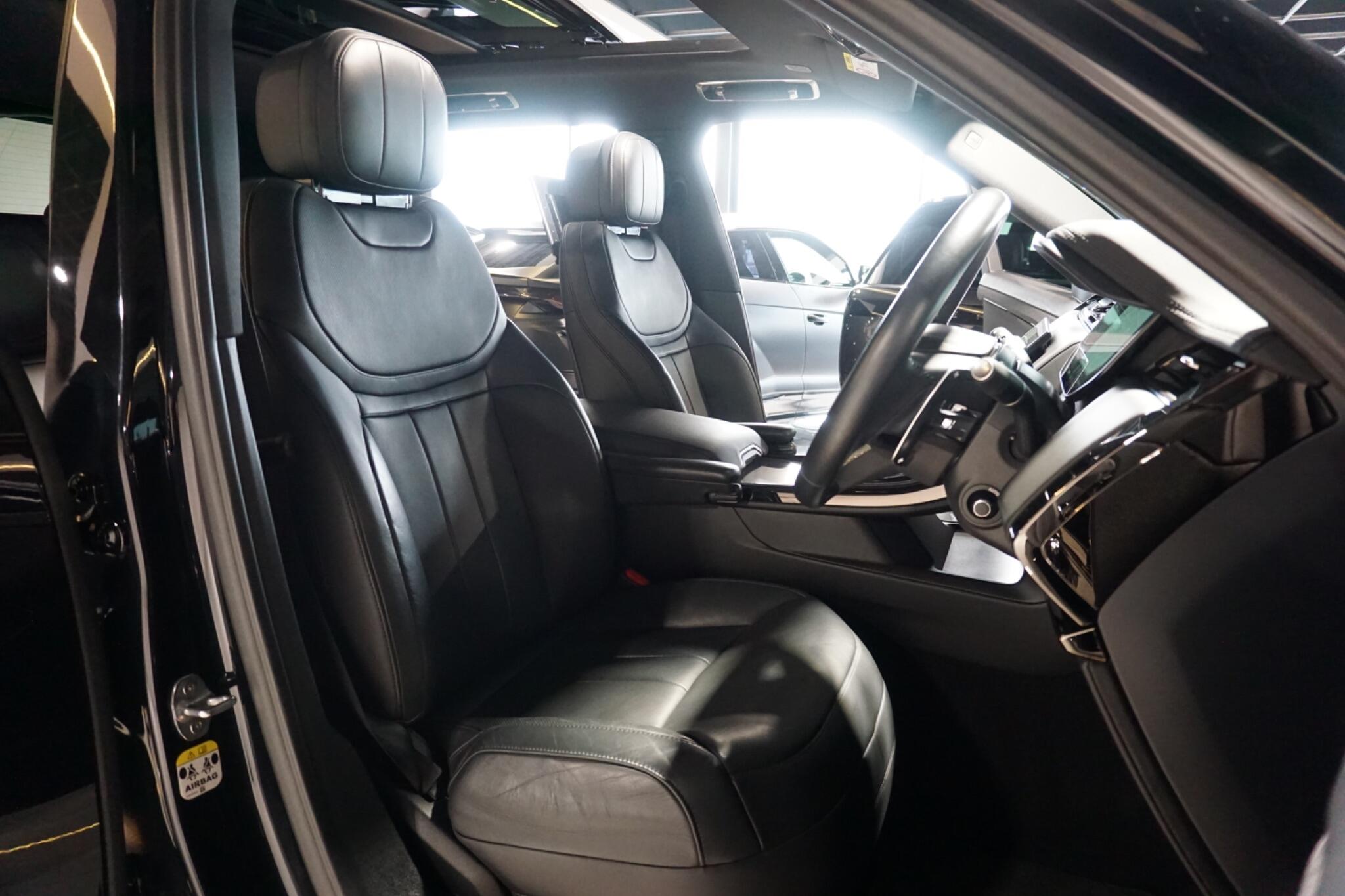 Land Rover Range Rover Sport 3.0 D300 MHEV Dynamic SE SUV 5dr Diesel Auto 4WD Euro 6 (s/s) (300 ps)